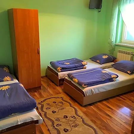 Gorski Osrodek Wczasowy Koscielec * Czarna Góra